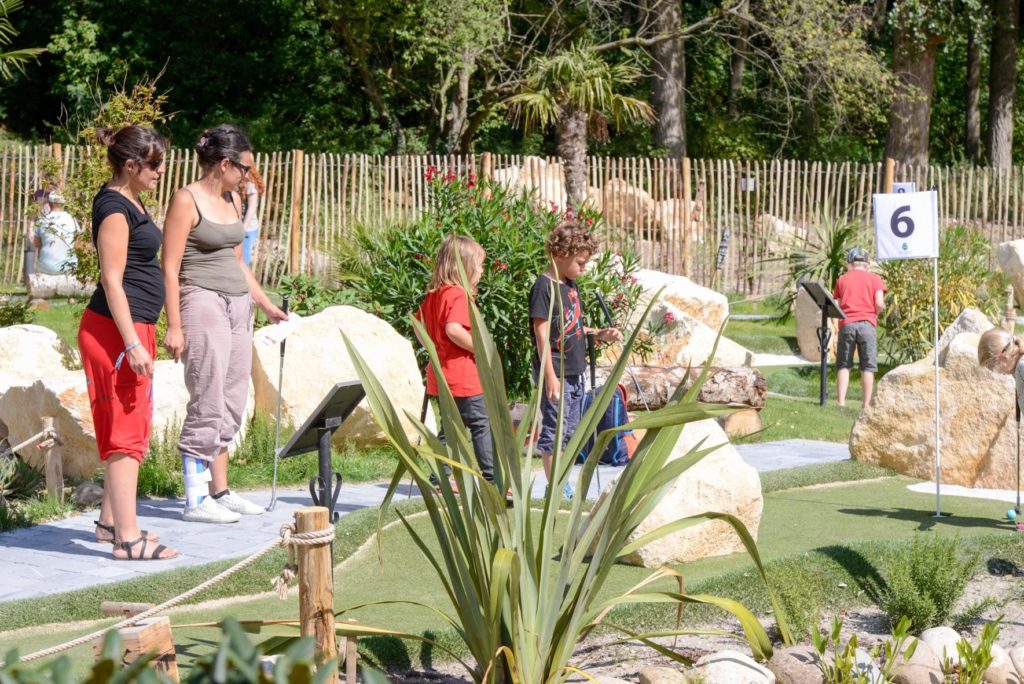 Un 18 trous City Adventure Compact au Parc Fort Louis à Coudekerque